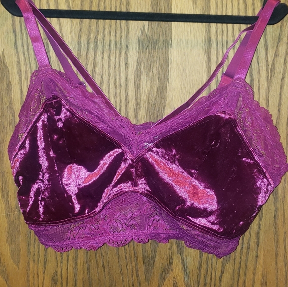 Velour Bralette - Picture 3 of 3